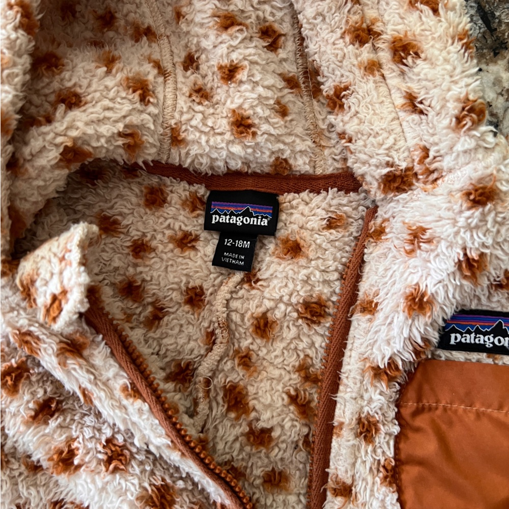 Patagonia fleece romper. Tan and creme polka dot. 12-18 month